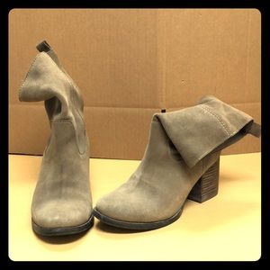 Steve Madden suede block heel boots